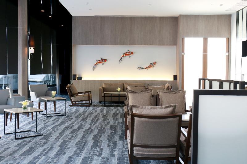 Louis Tavern Khách sạn 3*