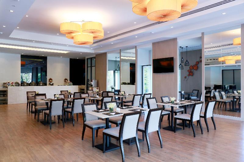 Khách sạn Louis Tavern Bangkok