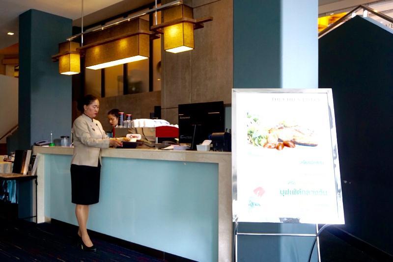Louis Tavern Khách sạn Bangkok