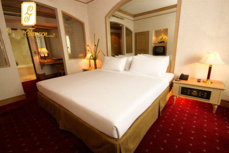 Khách sạn Louis Tavern 3*